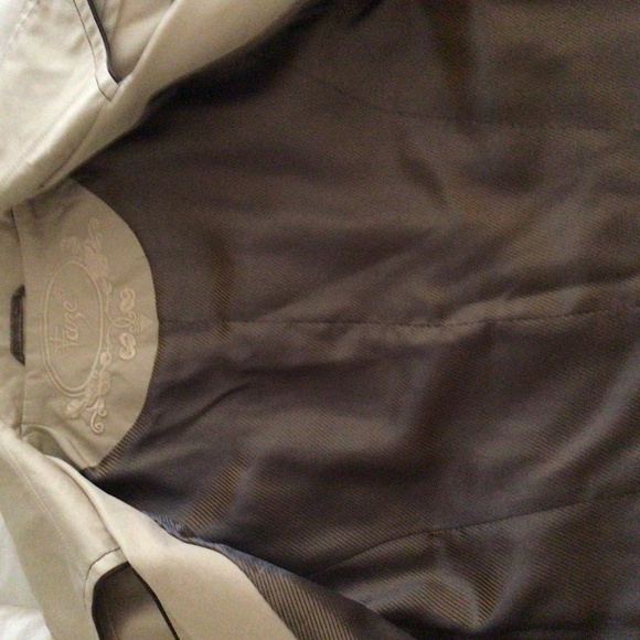 Trench coat - Picture 3 of 5